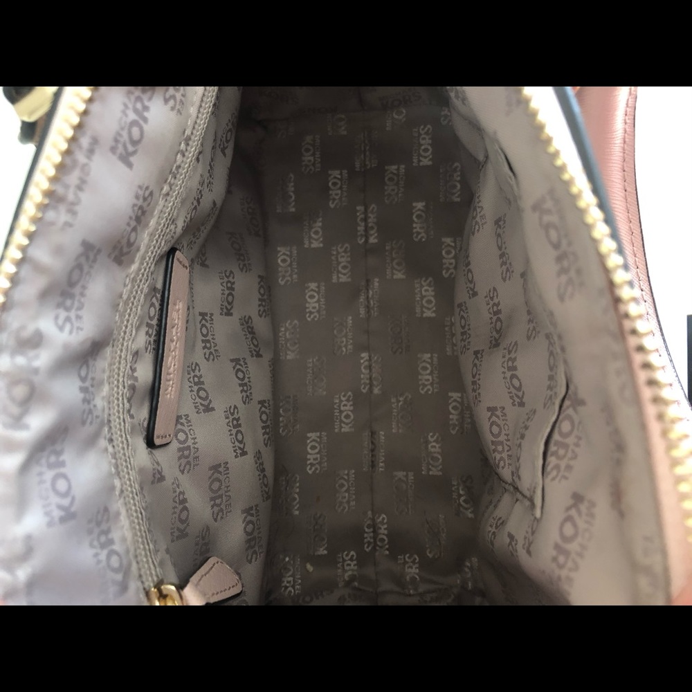 Purse - Picture 6 of 7